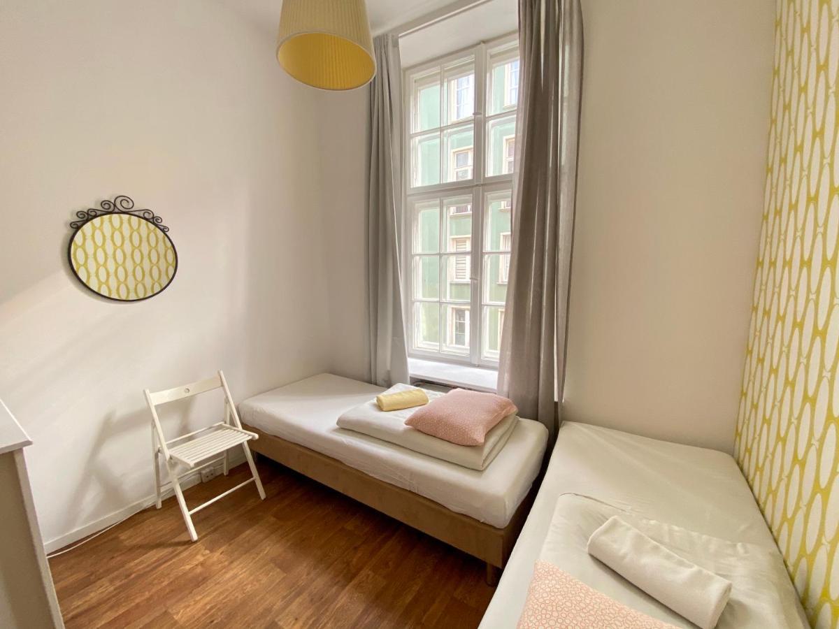 Grand Guesthouse Apartament Gdańsk Buitenkant foto